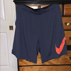 Nike Shorts 3XLT